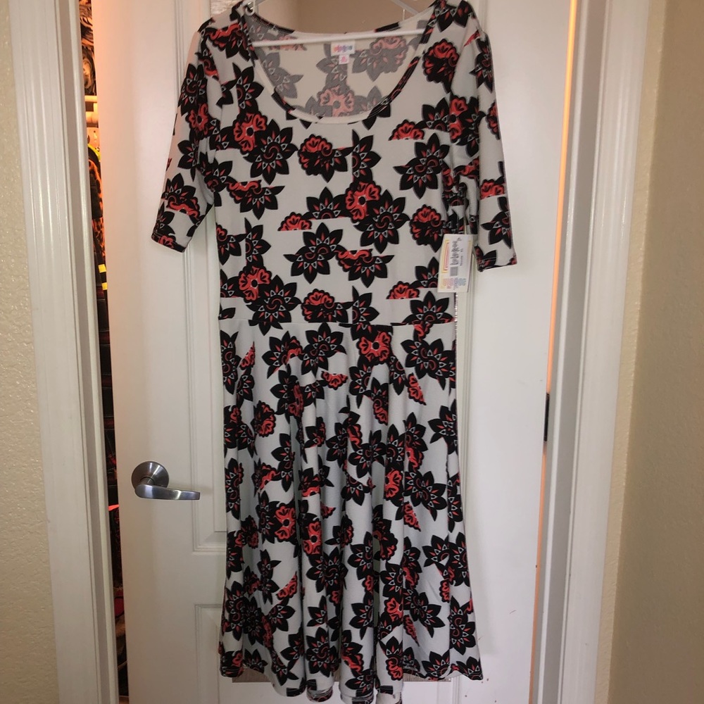 Lularoe Nicole